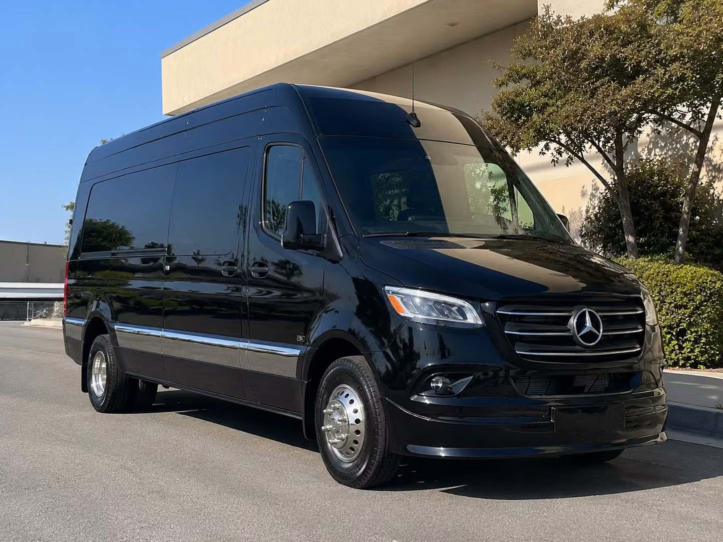 fargo sprinter limo rental