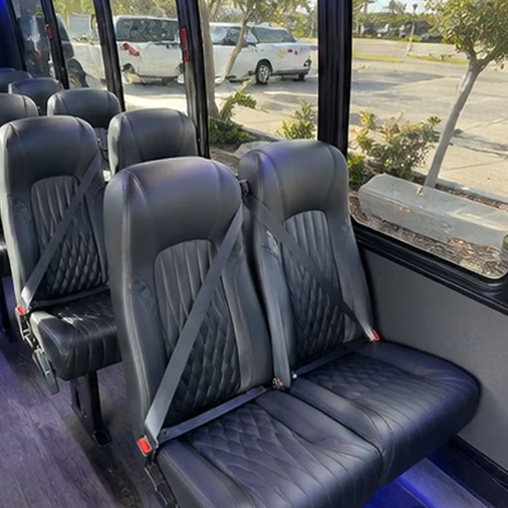 minibus rentals for smaller fargo school groups and day trips