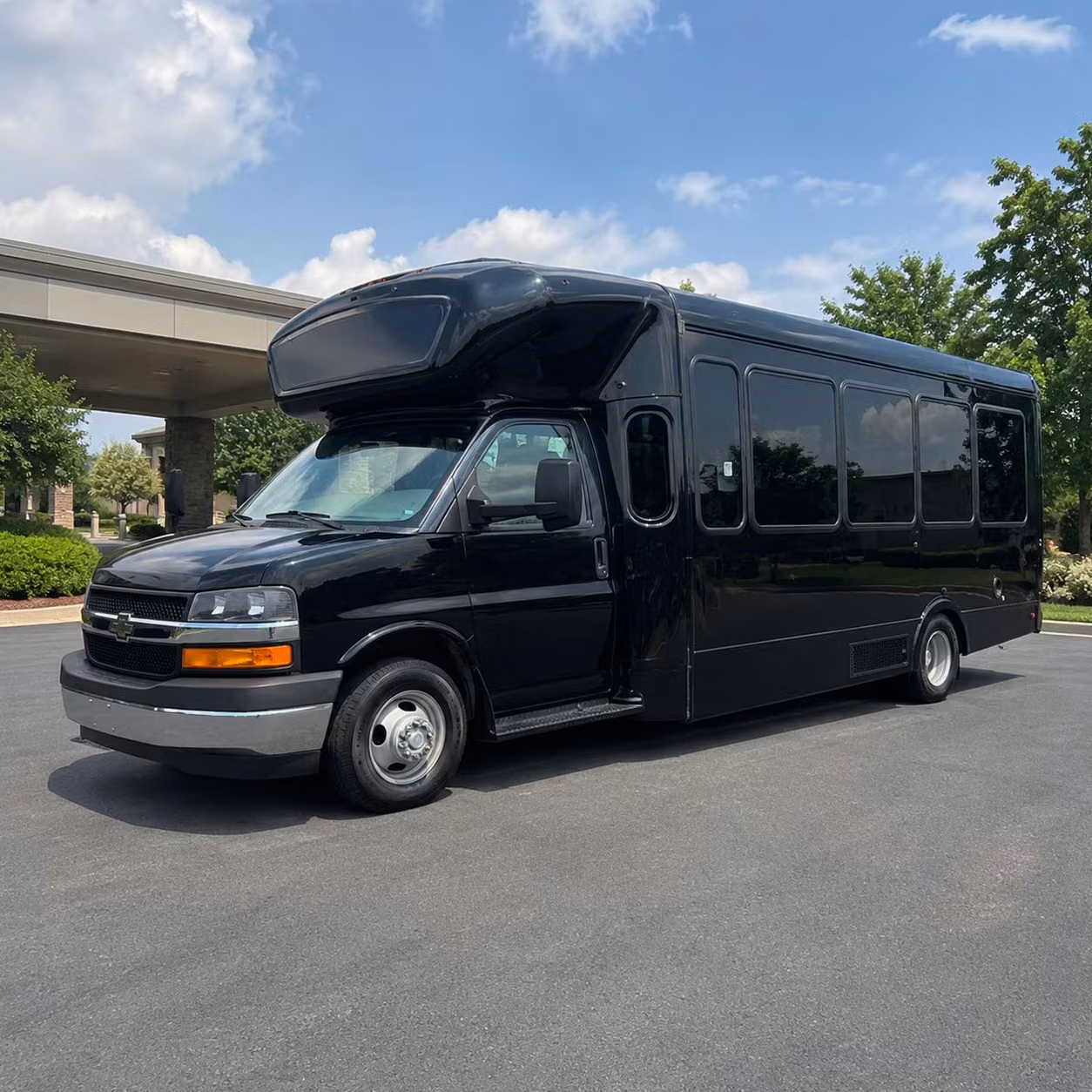 why a party bus makes every fargo concert night better